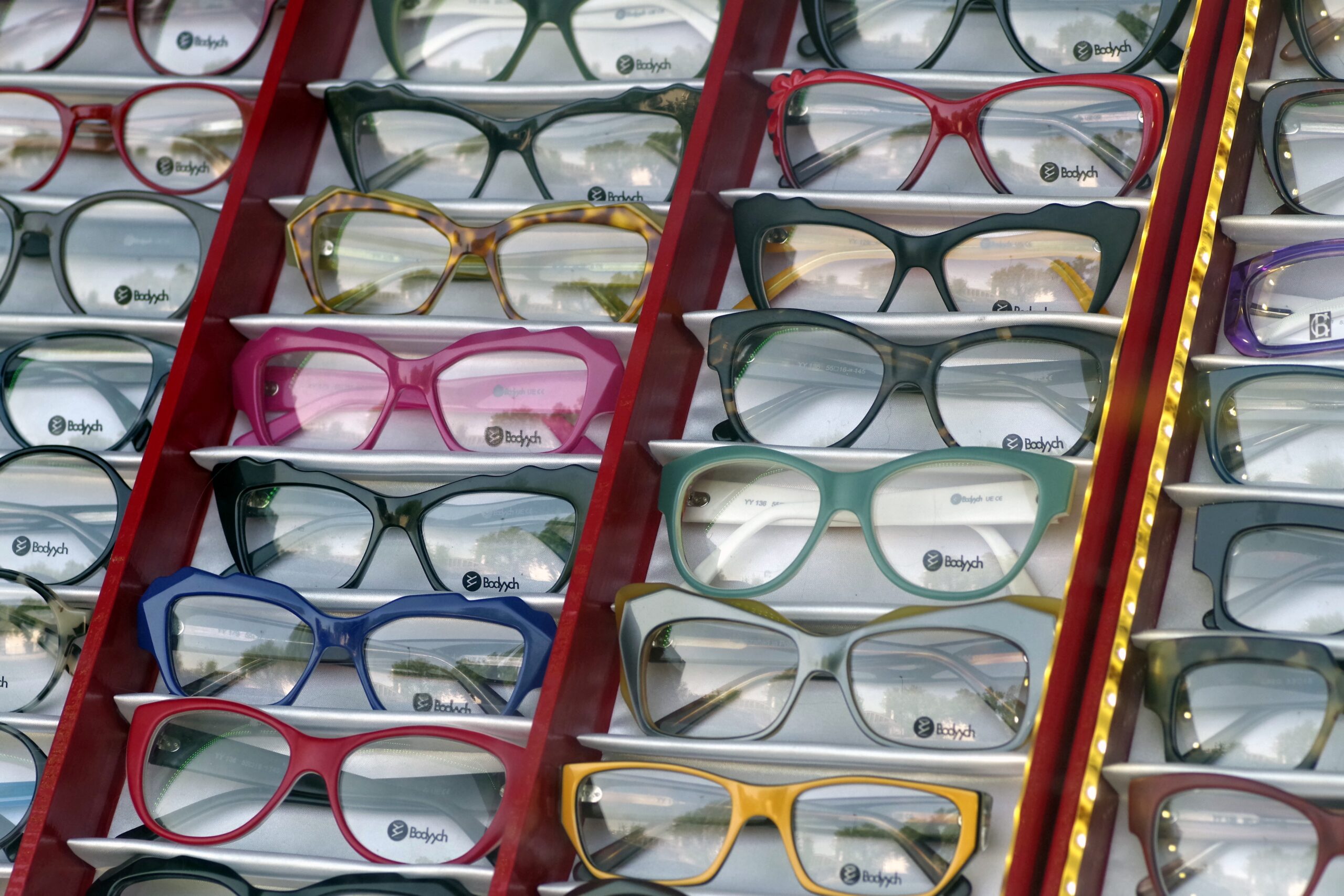 glasses-2312799